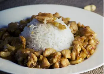 Chicken with Cashews Recipe - TheRecipe.Website
