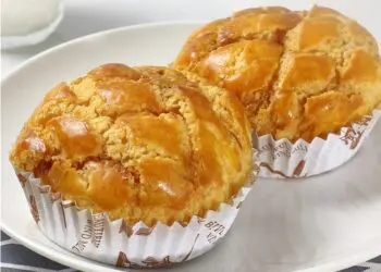 Pineapple Bun Recipe - TheRecipe.Website