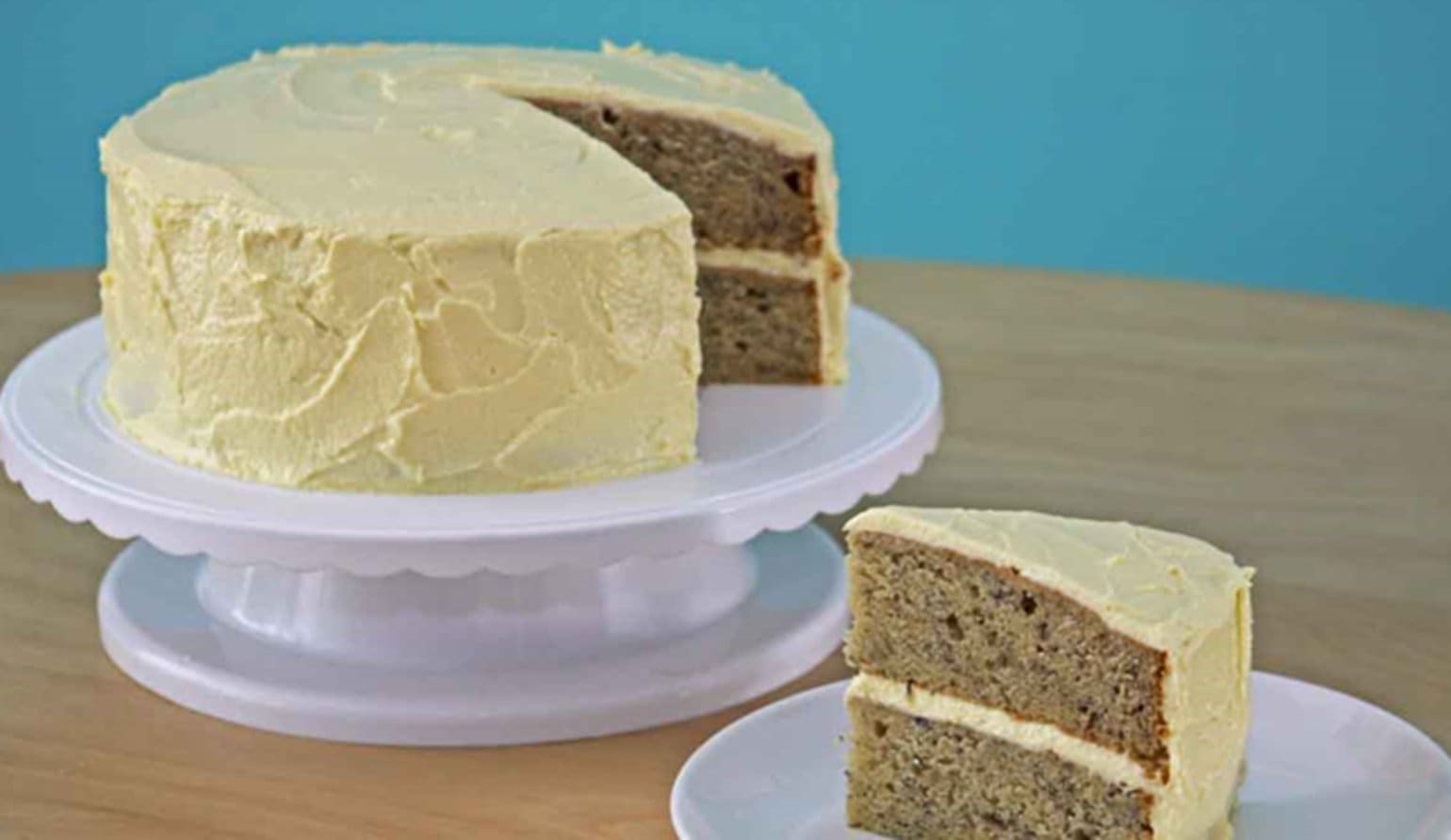 Banana Layer Cake Recipe - TheRecipe.Website