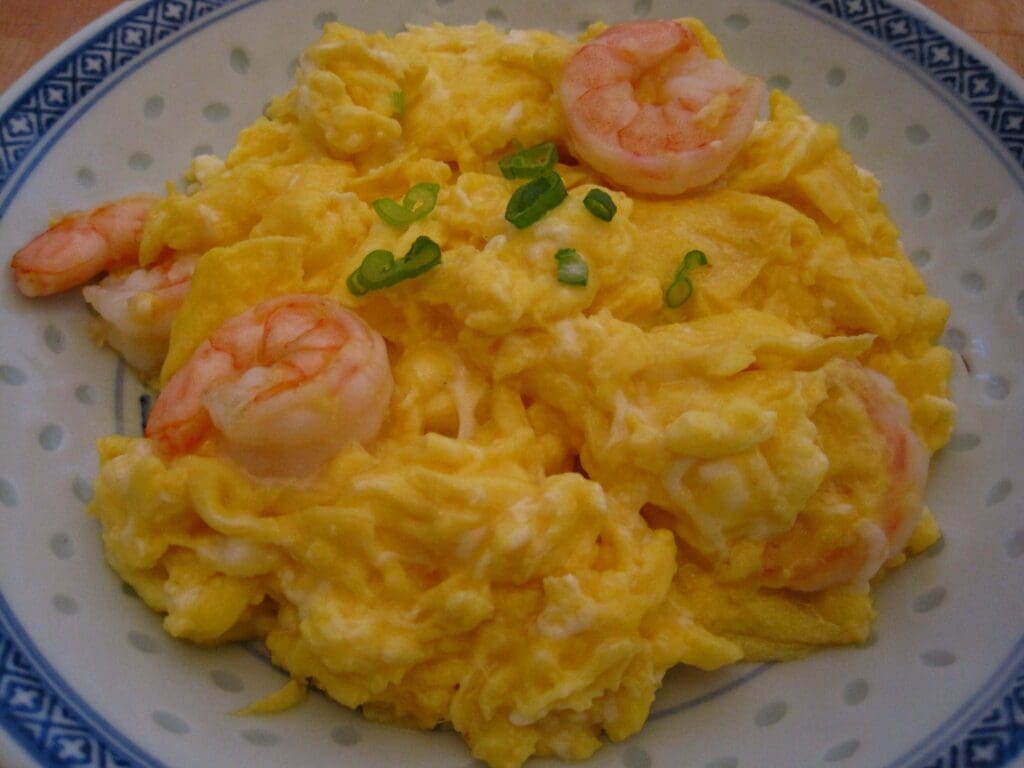 Chinese Scrambled Eggs with Shrimp