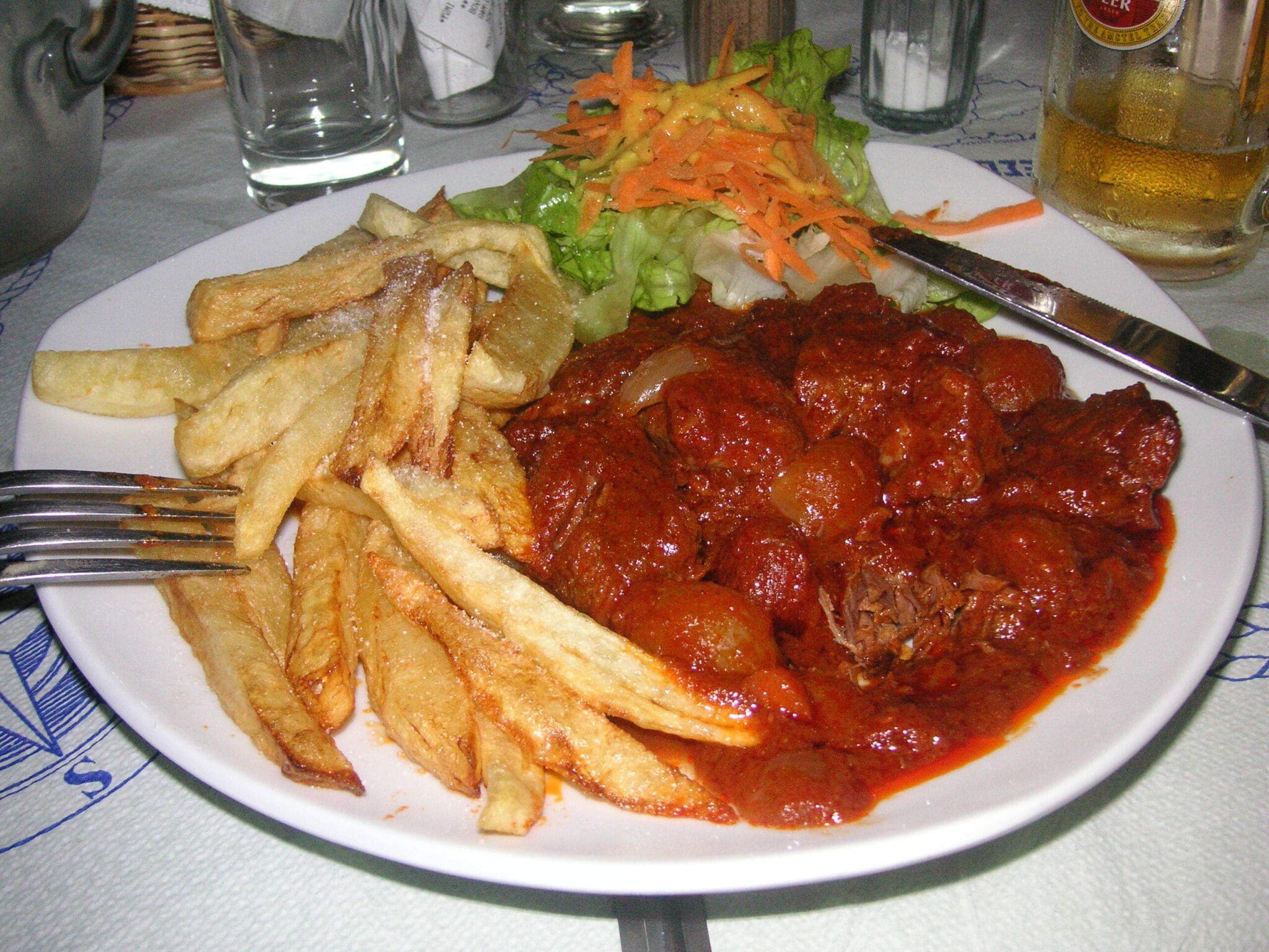 Greek Beef Stew - Stifado - TheRecipe.Website