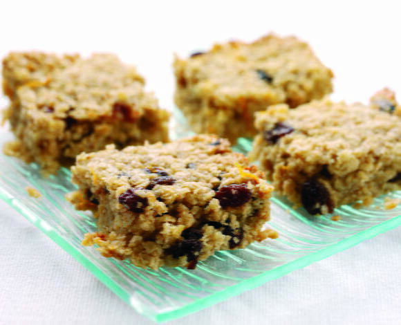 Orange and Apple Oaty Squares - TheRecipe.Website