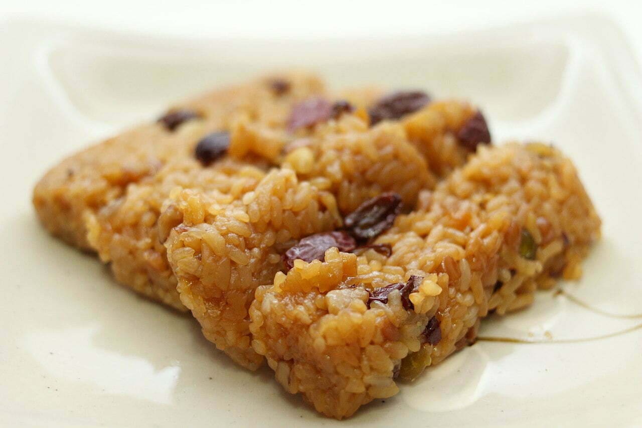 Sesame and Raisin Bars - Therecipe.website