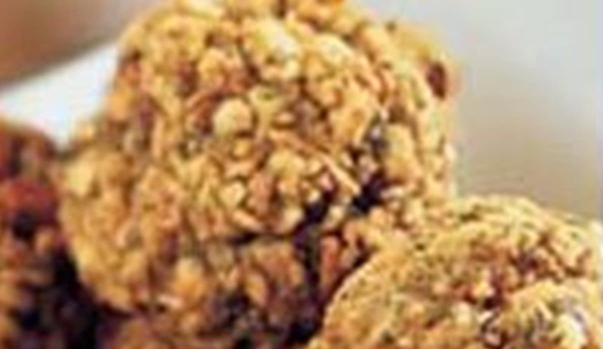 Sage and Onion Stuffing Balls Recipe - TheRecipe.Website