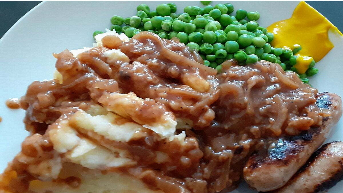 Sausages with Mash and Onion Gravy