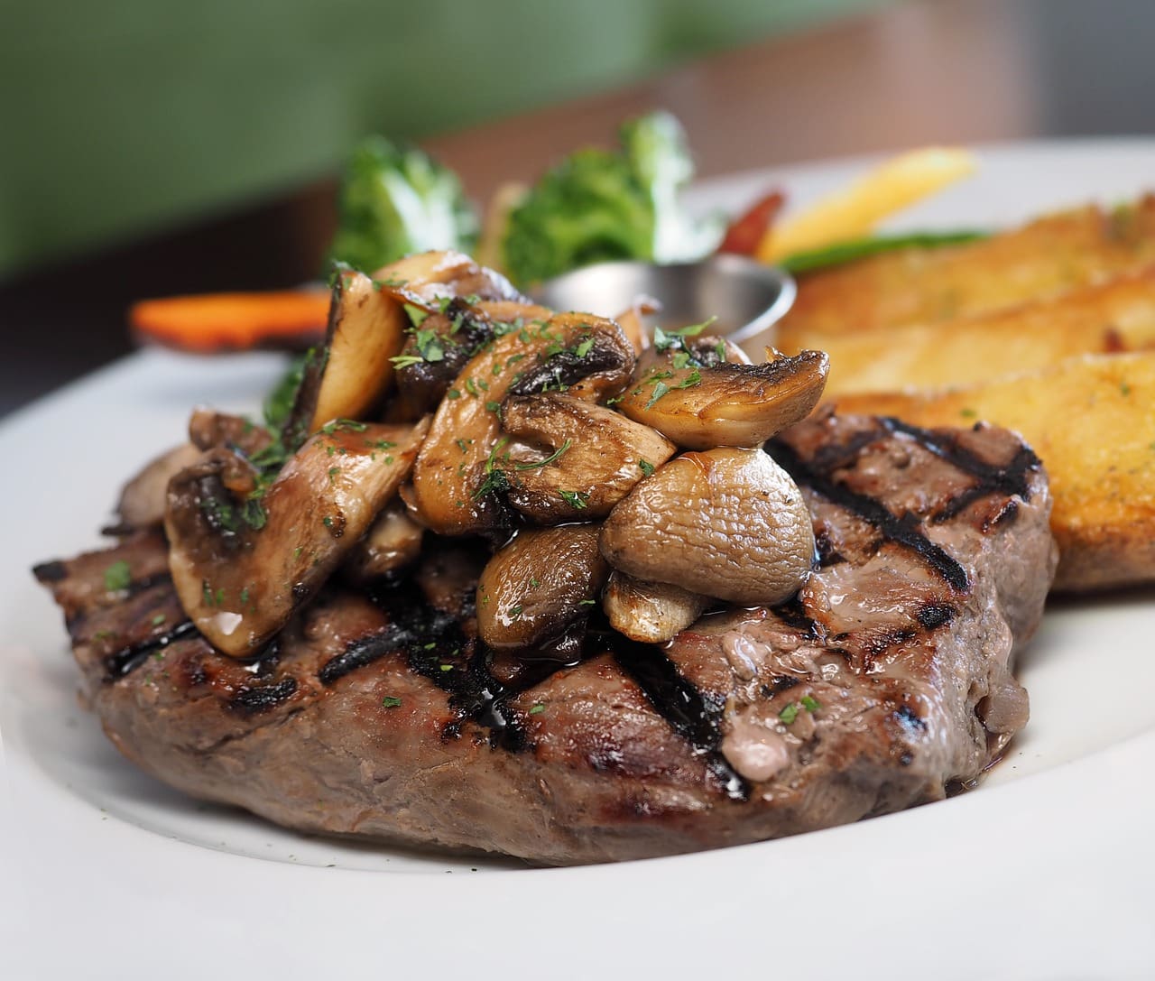 Beef Sirloin with Pan Fried Mushrooms