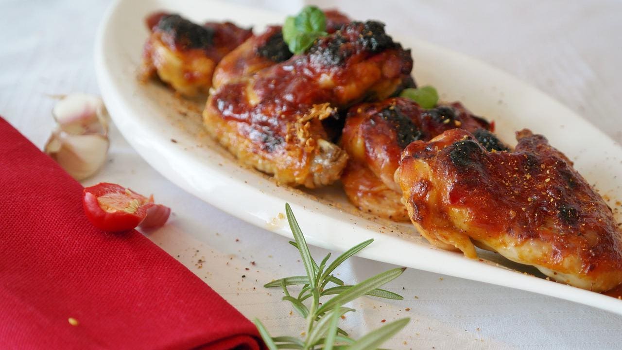 Simple Buffalo Wings Recipe - TheRecipe.Website