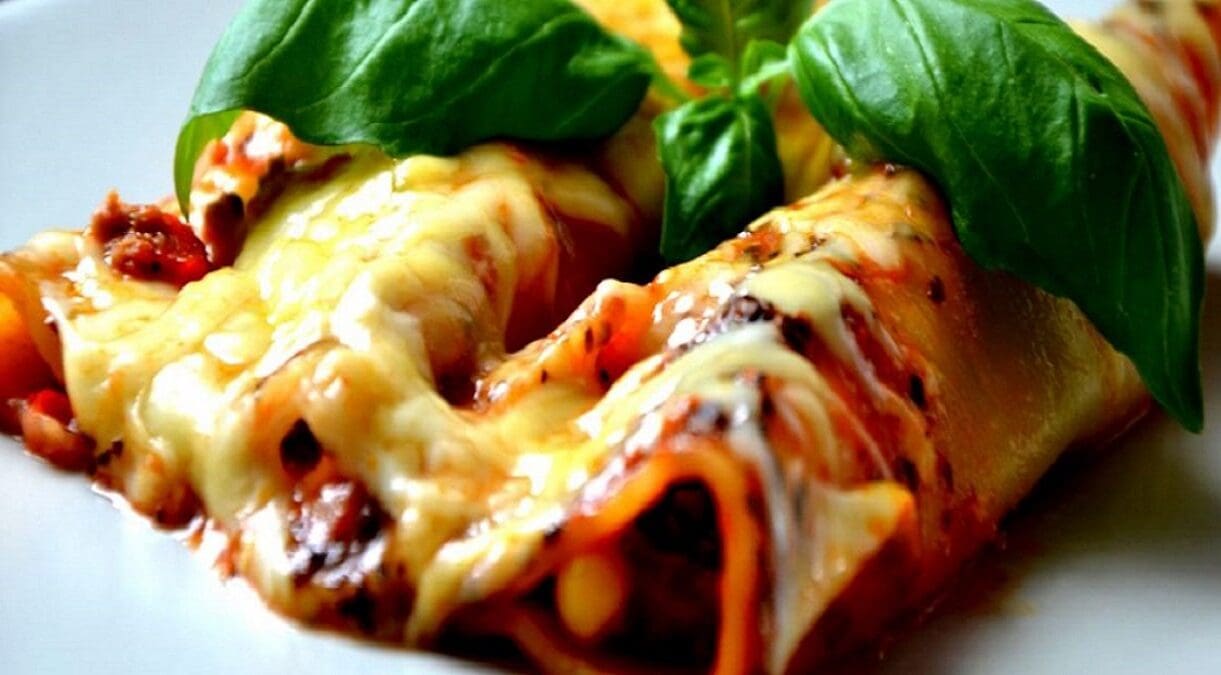 Chicken and Spinach Cannelloni Recipe - TheRecipe.Website