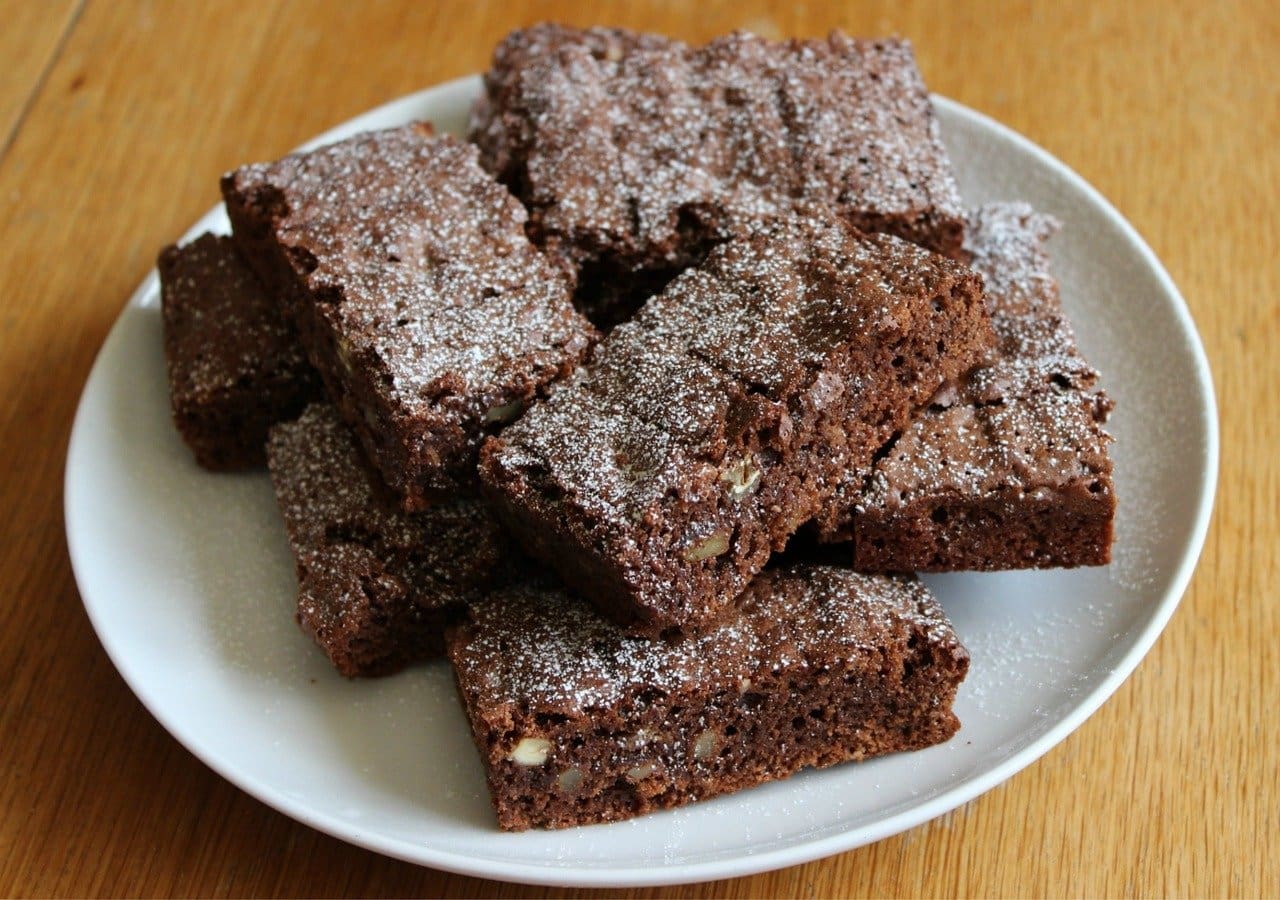 One Bowl Chocolate Brownies Recipe - TheRecipe.Website