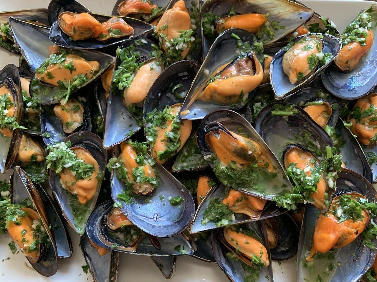 Garlic Mussels Recipe - TheRecipe.Website