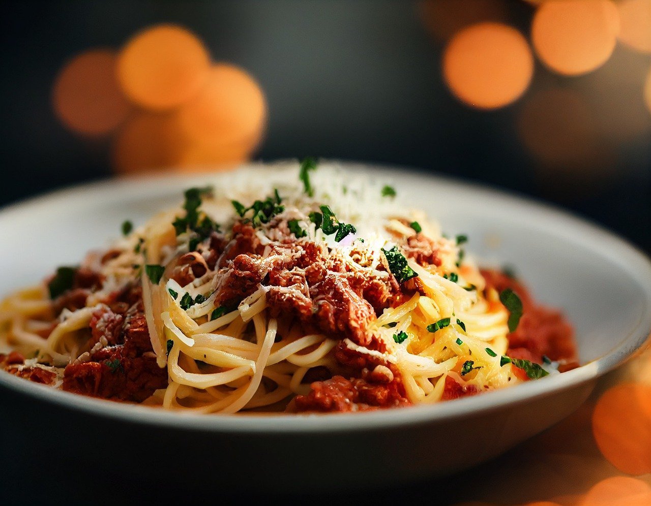 Simple Spaghetti Bolognese Recipe - The Recipe Website