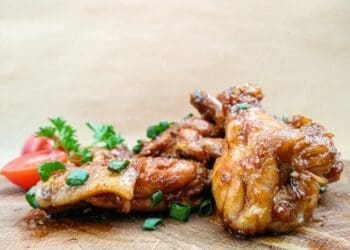 Chicken Wings with Blue Cheese Dip Recipe - TheRecipe.Website
