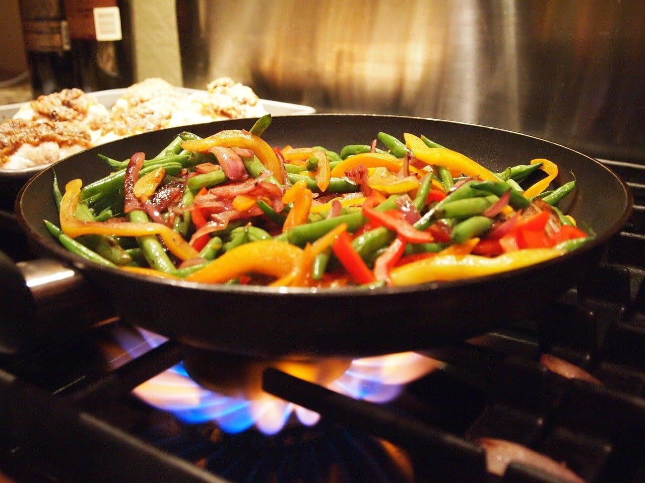 Stir Fry Pepper and Green Beans Recipe - TheRecipe.Website
