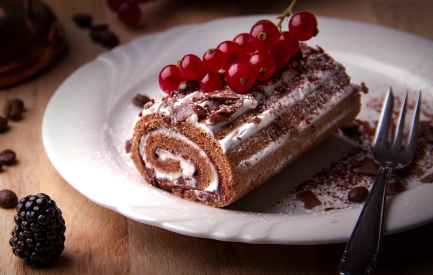Black Forest Swiss Roll Recipe - TheRecipe.Website