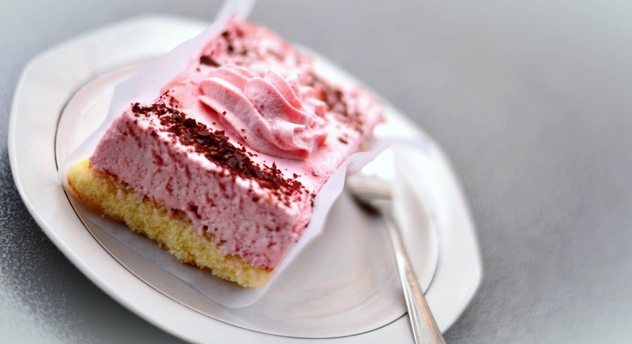 Strawberry Cream Cake Recipe - TheRecipe.Website