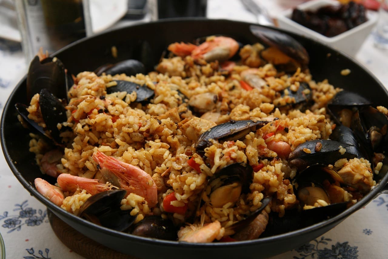 Traditional Seafood Paella Recipe - TheRecipe.Website