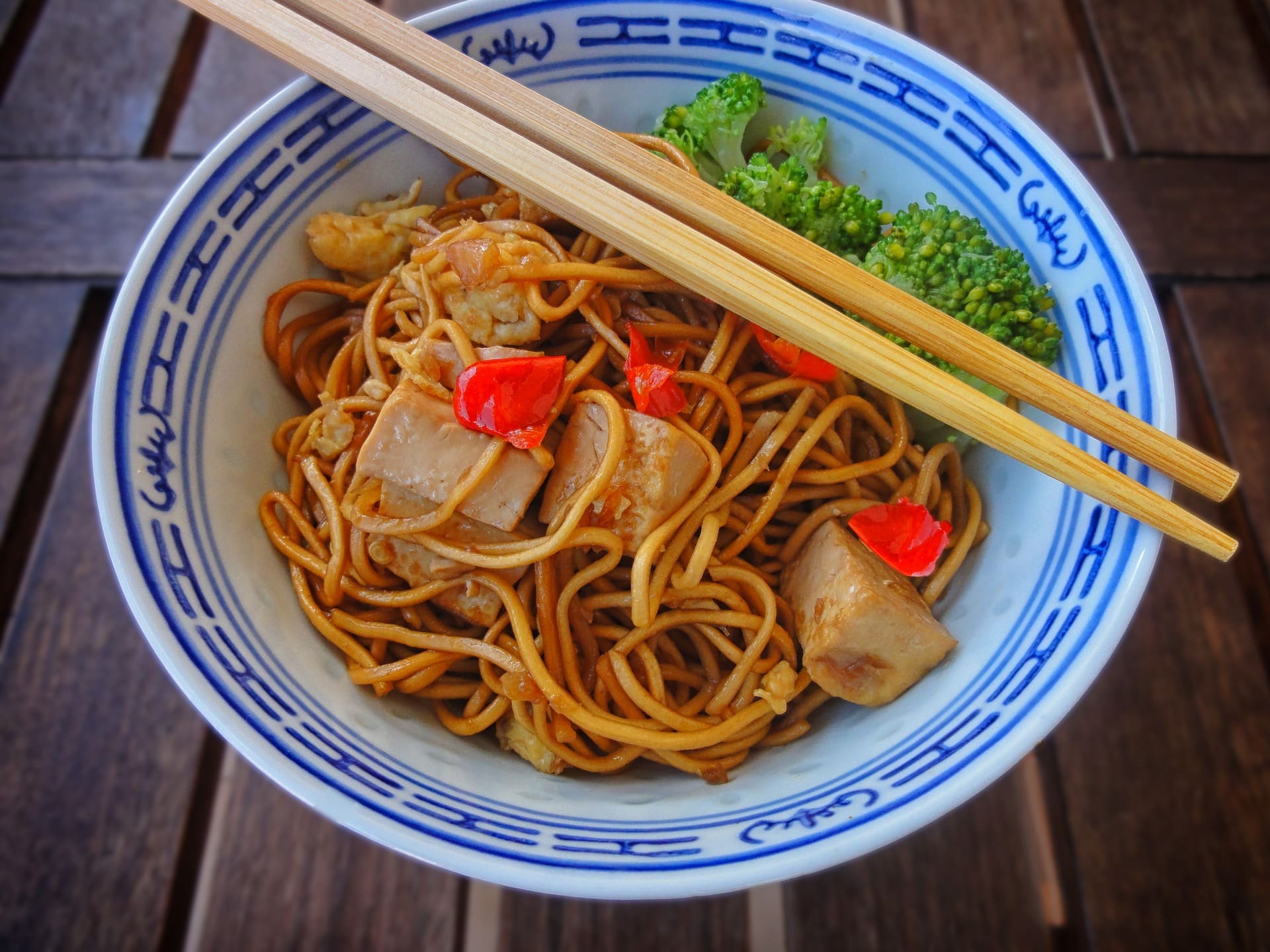 Vegetarian Surf and Turf Pasta Recipe - TheRecipe.Website