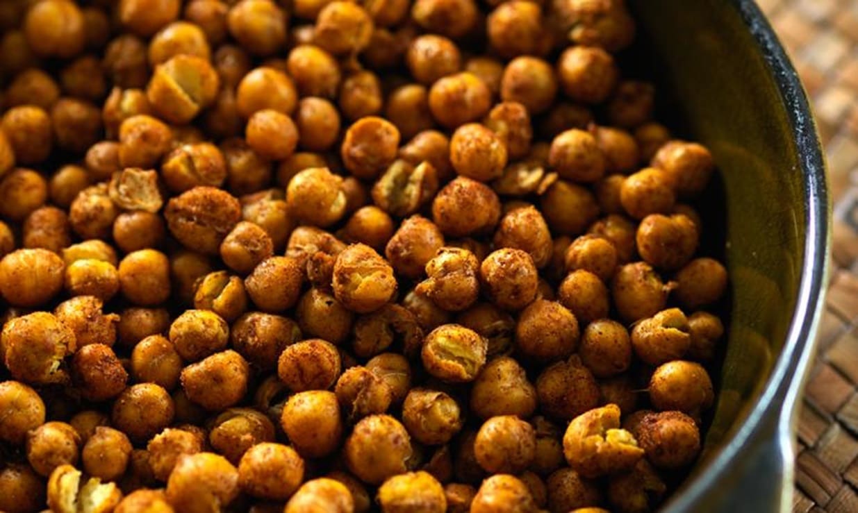 Spicy Roasted Chickpeas Recipe - TheRecipe.Website