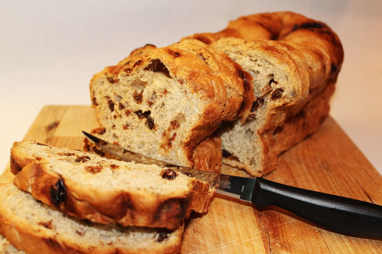 Sultana Bread Recipe - TheRecipe.Website