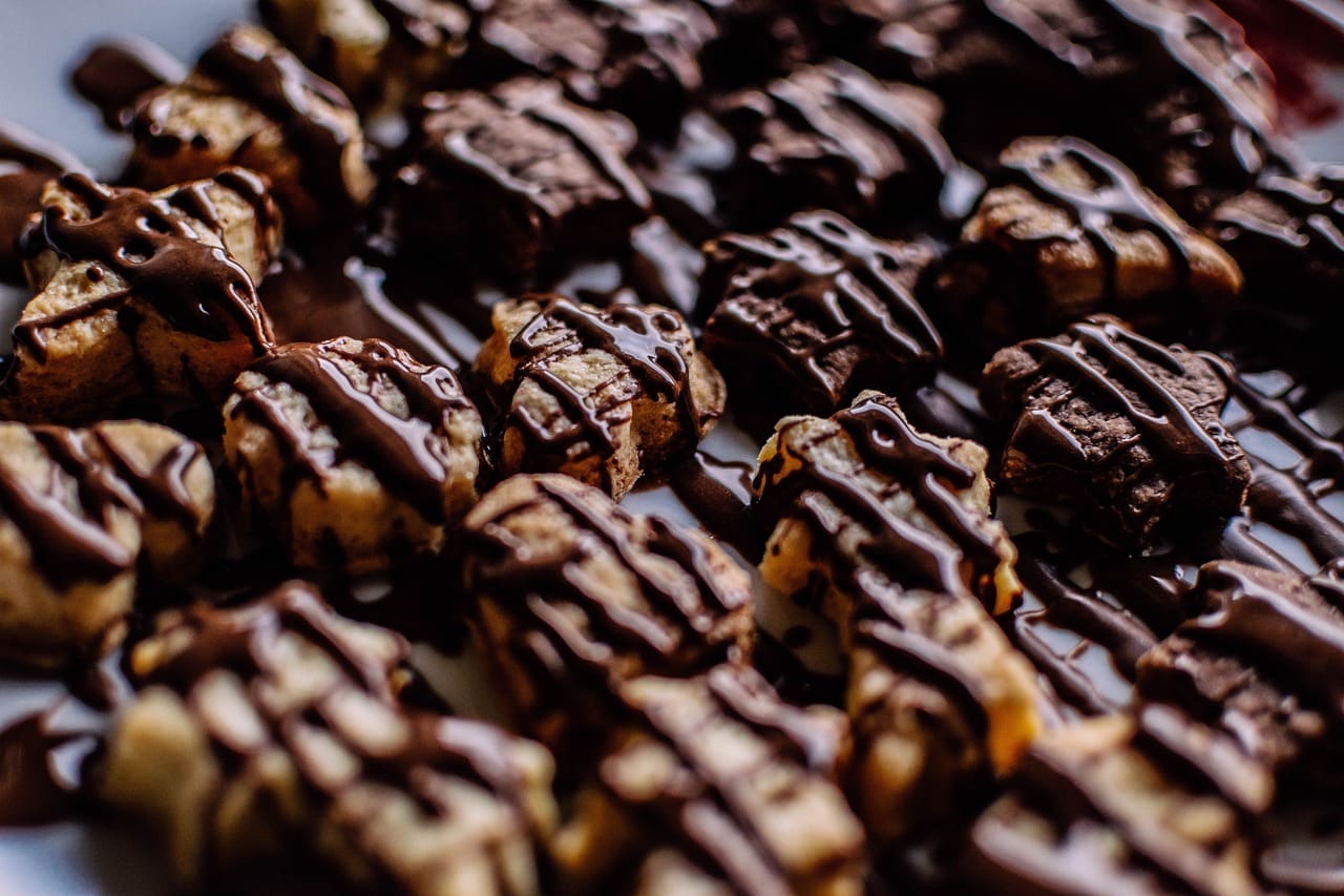 Chocolate Fruit Nibbles Recipe - TheRecipe.Website