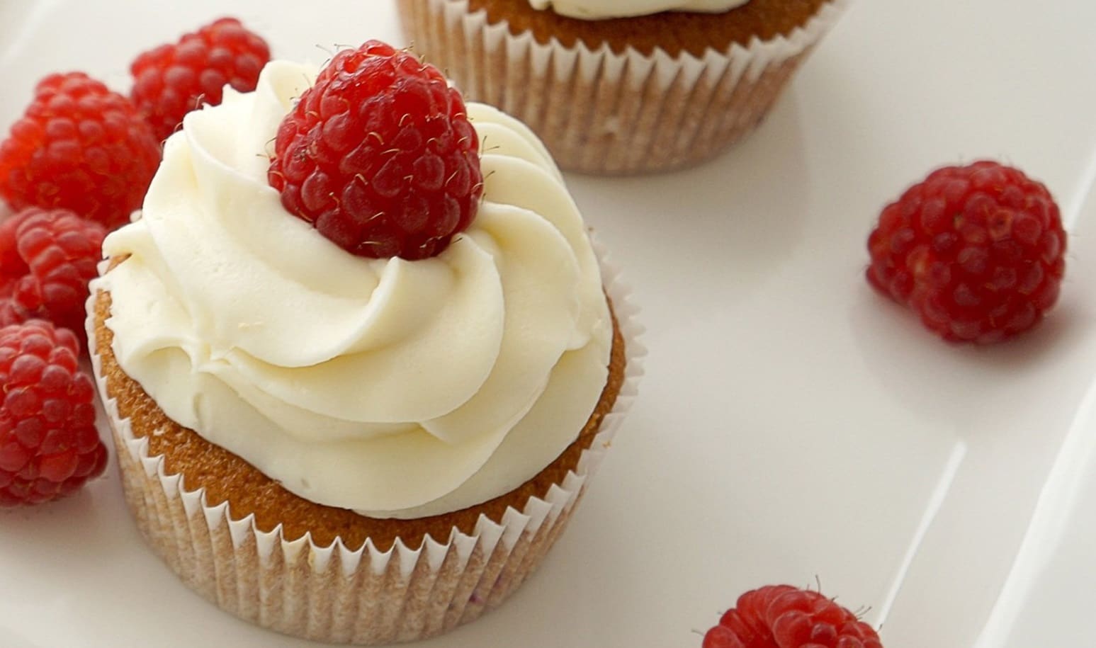 Raspberry Cup Cakes Recipe - TheRecipe.Website