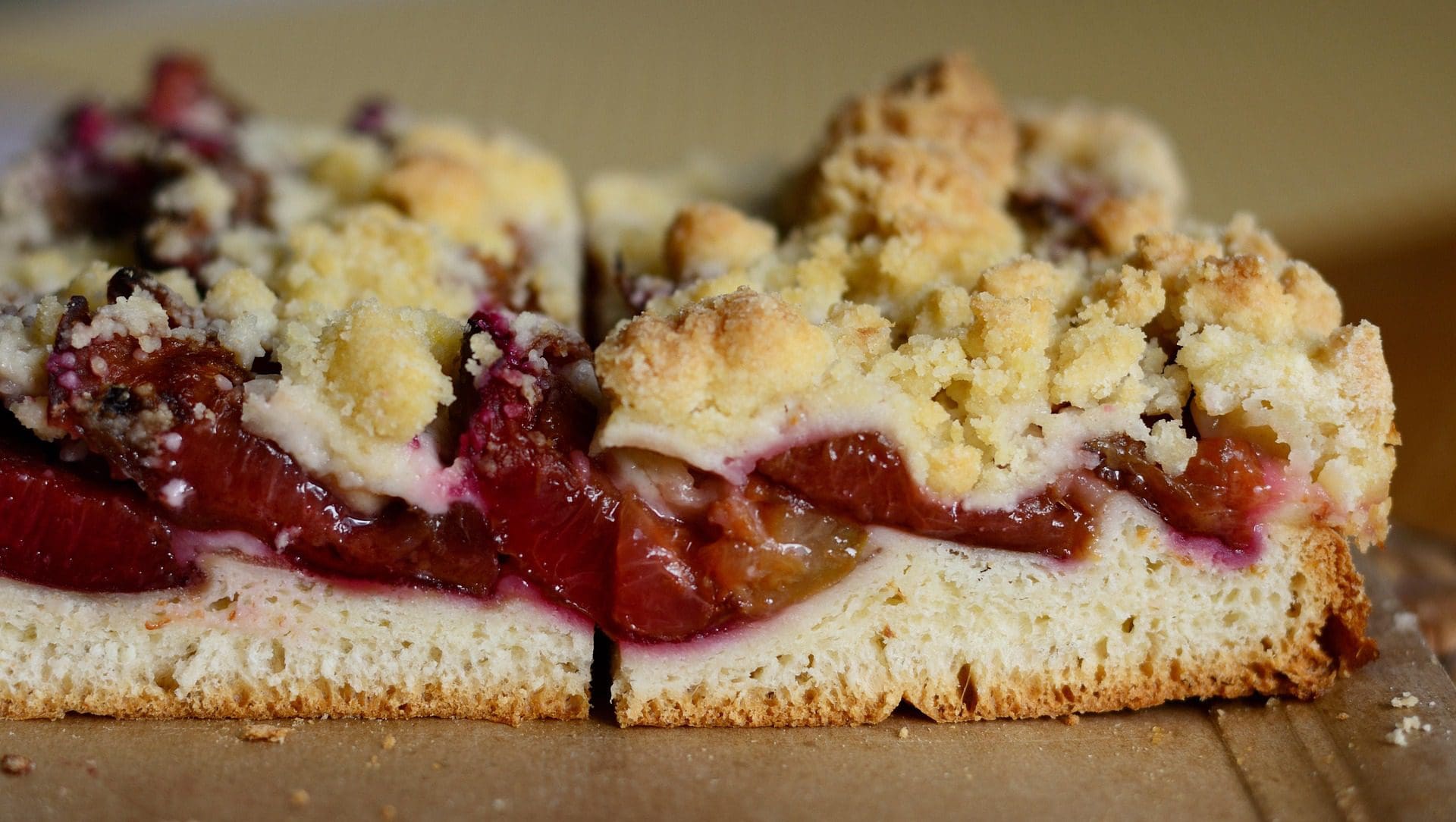Plum Streusel Recipe - TheRecipe.Website