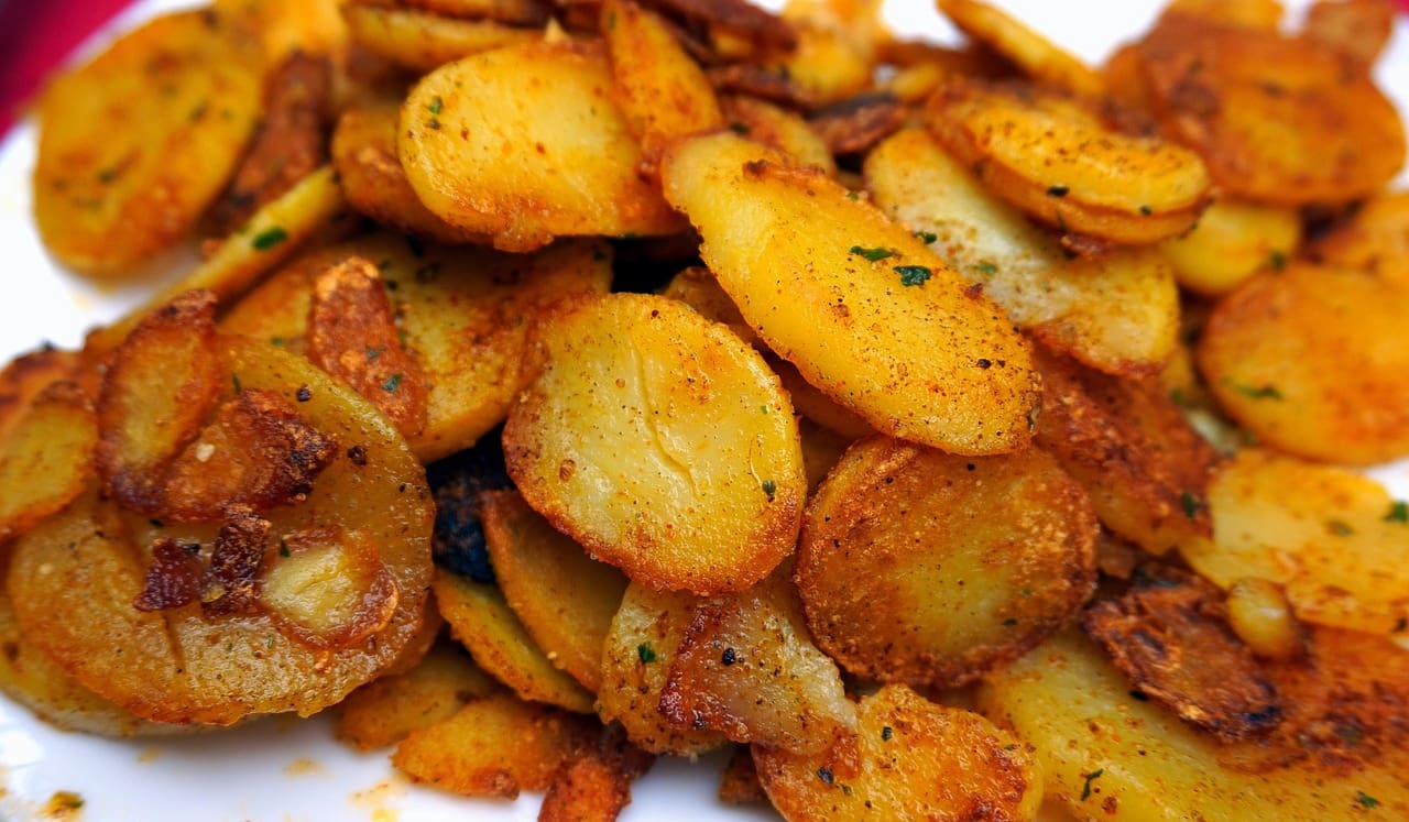 Paprika Potato Slices Recipe - TheRecipe.Website