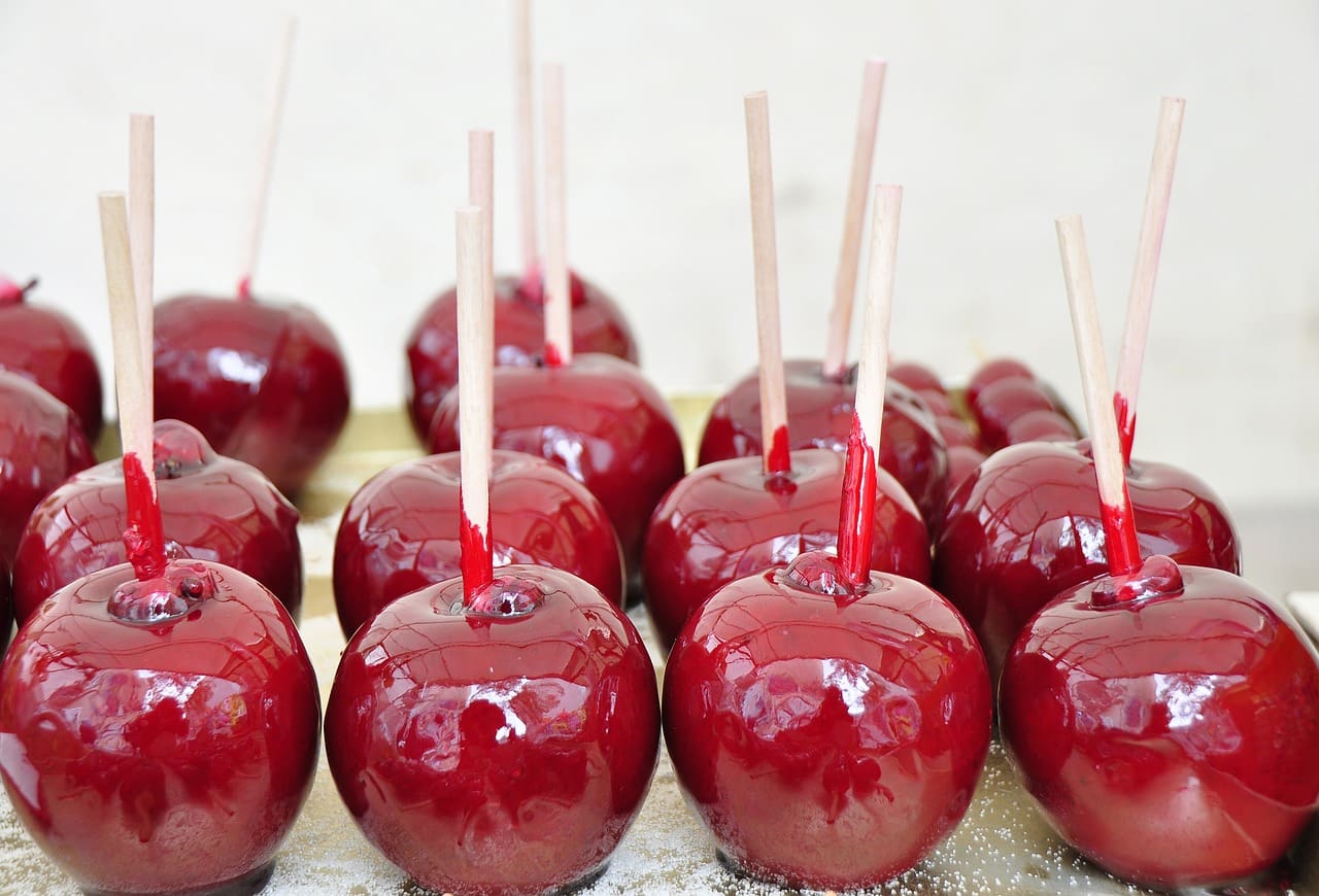 Toffee Apple Recipe - TheRecipe.Website