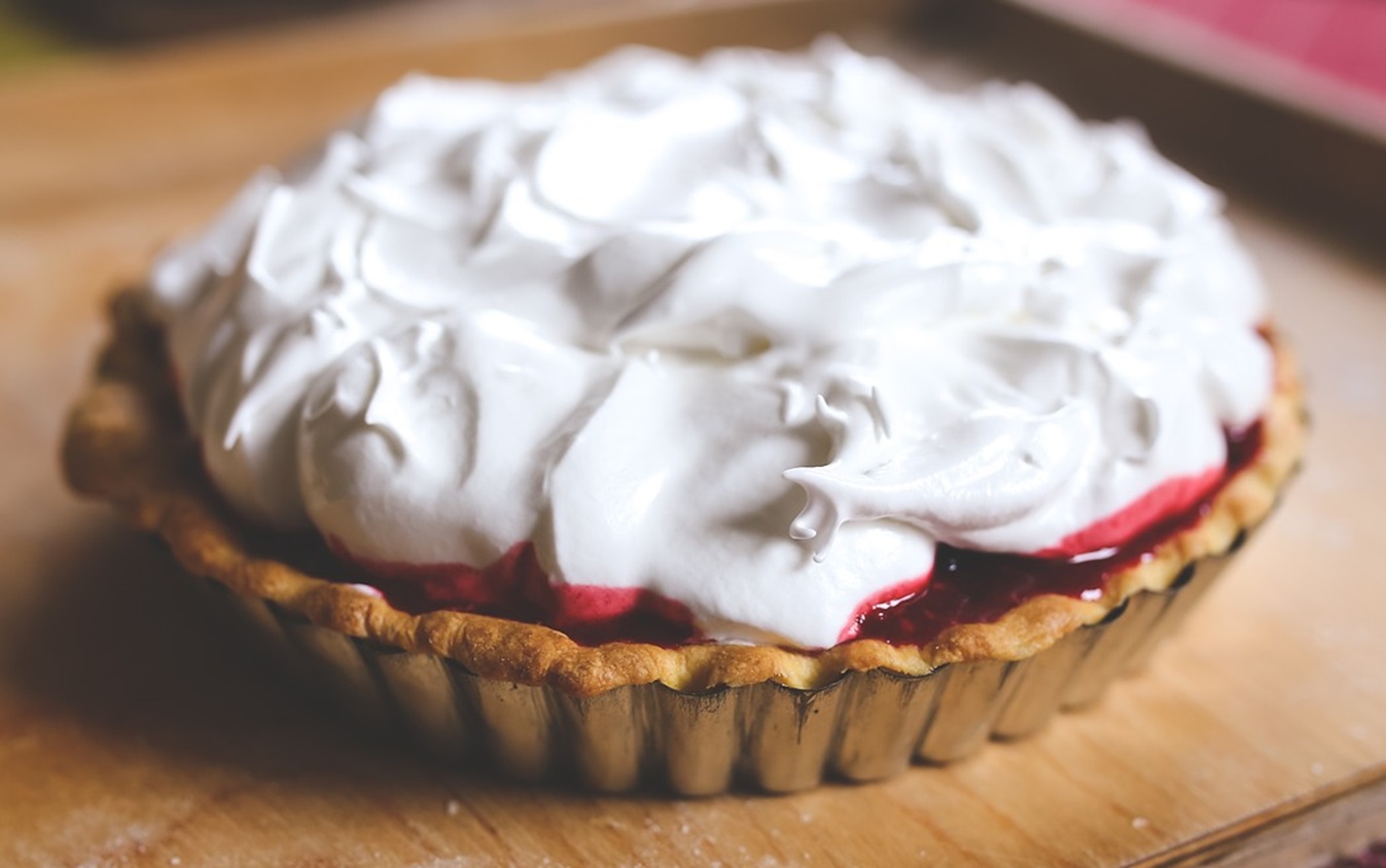 Strawberry Meringue Tart Recipe - TheRecipe.Website