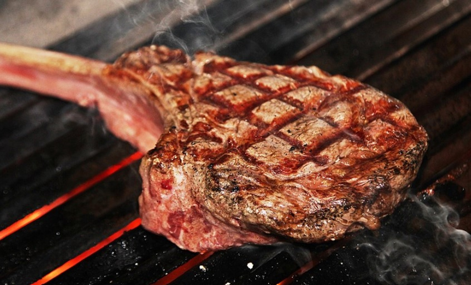 Tomahawk Barbecue Steak Recipe - TheRecipe.Website