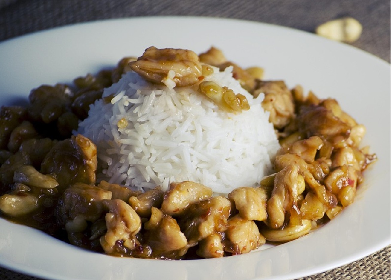Chicken with Cashews Recipe - TheRecipe.Website