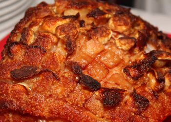 Perfect Pork Crackling Recipe - TheRecipe.Website