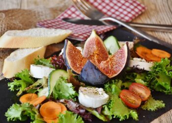 Fig and Cheese Salad Recipe - TheRecipe.Website