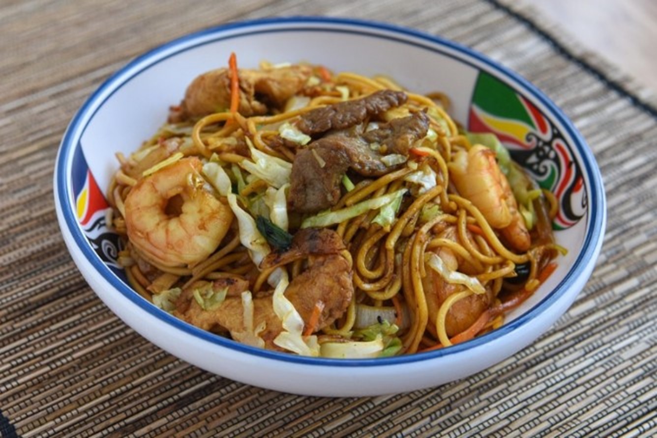 Surf and Turf Chow Mein Recipe - TheRecipe.Website