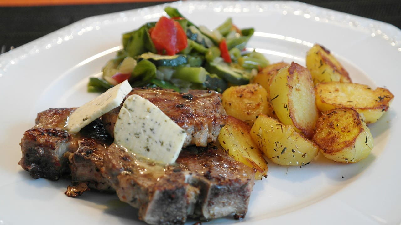 Buttered Lamb Chops Recipe - TheRecipe.Website